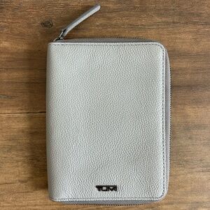 Tumi | Belden Zip-Around Travel Passport Case / Wallet | Lunar Rock Grey